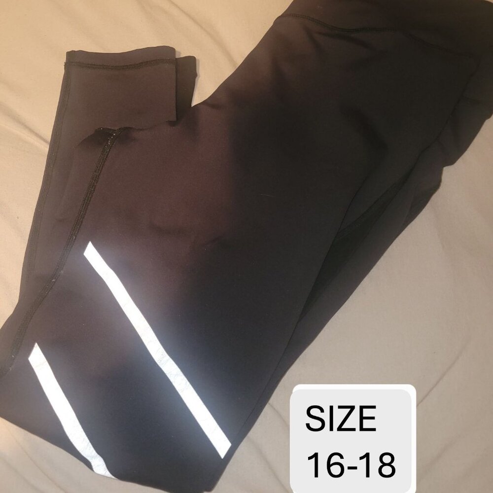 ZYIA Active Black Mesh Reflective Light N Tight Hi-Rise 7/8 Legging Size 16-18